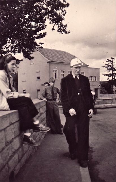 Onze buurjongen Sander vertoonde soms weken de symptomen van de zeldzame ziekte perplexie. Als het regende zetten we hem wel binnen natuurlijk.